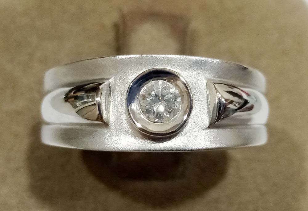 鑽石戒指 $6600 (1388)