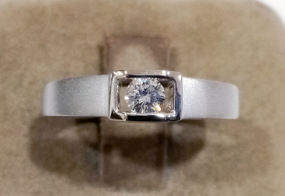 鑽石戒指 $8000 (15389)