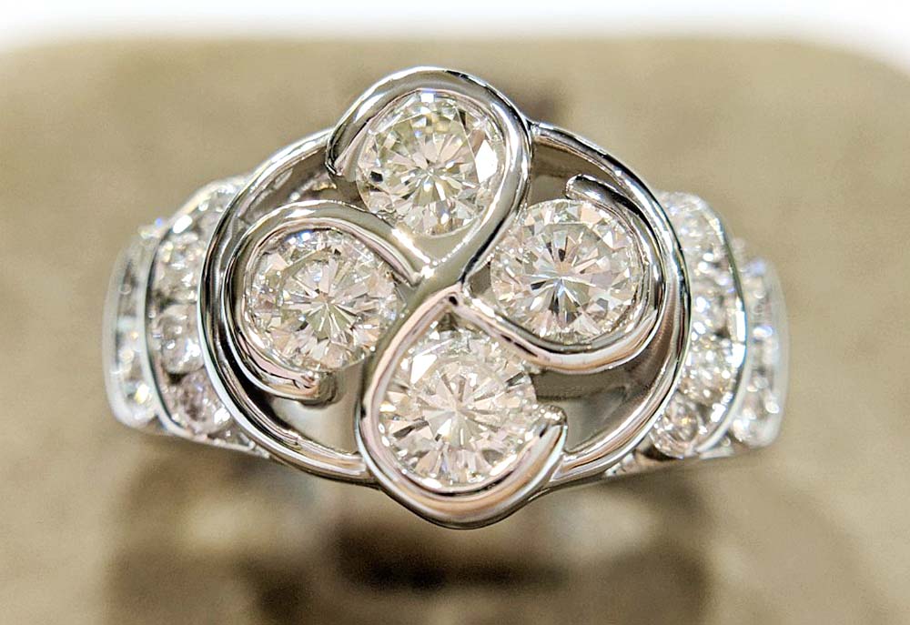 鑽石戒指 $16000 (1946)