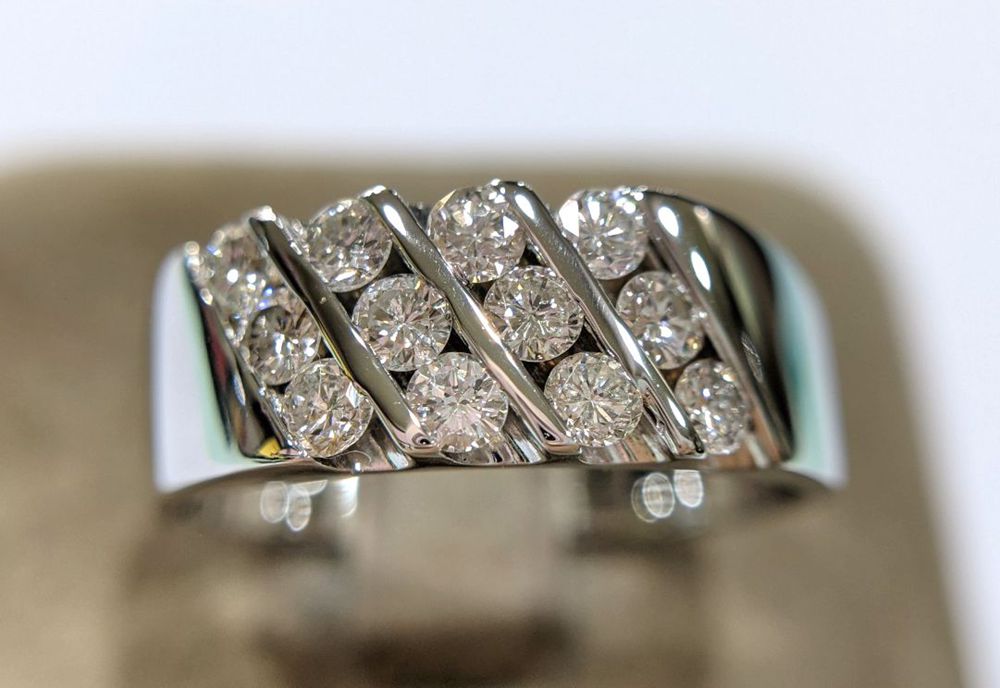 鑽石戒指 $18600 (14170)