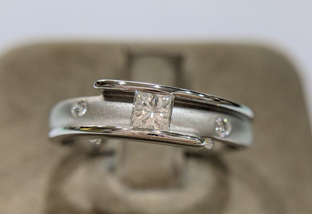 鑽石戒指 $6500 (9008)