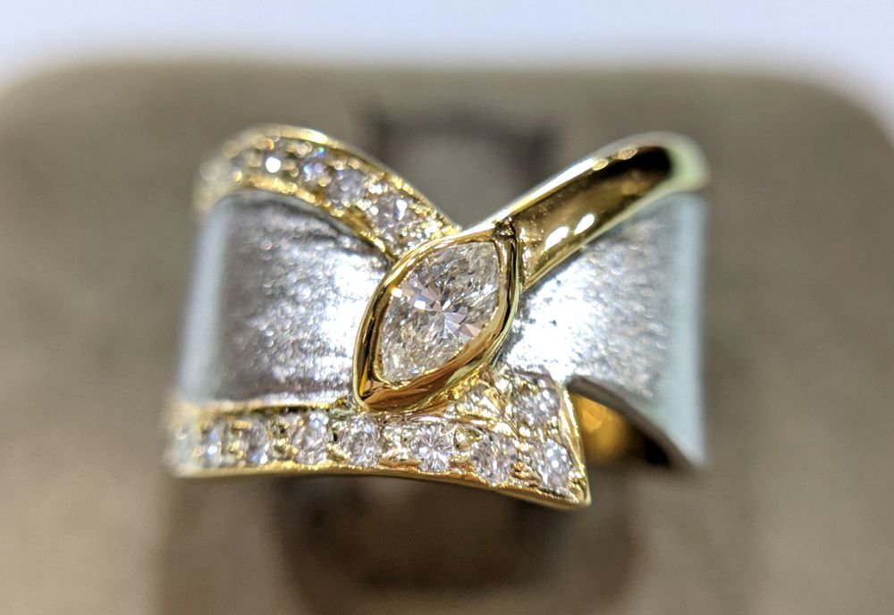 鑽石尾戒指 $8600 (3841)