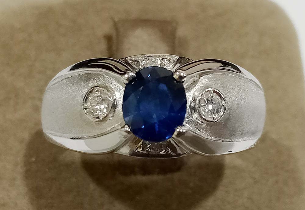 藍寶戒指 $16000 (3220)