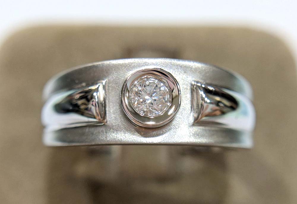 鑽石戒指 $7000 (1330)